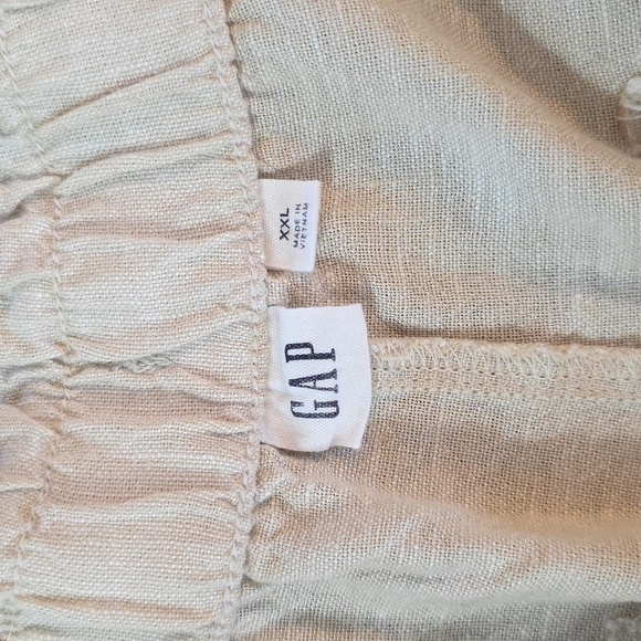 Gap- Khaki Linen Blend Elastic Waist Shorts. Size XXL - Picture 3 of 5